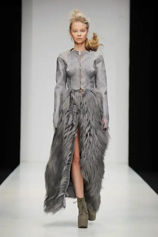 Mercedes Benz
Fashion Week